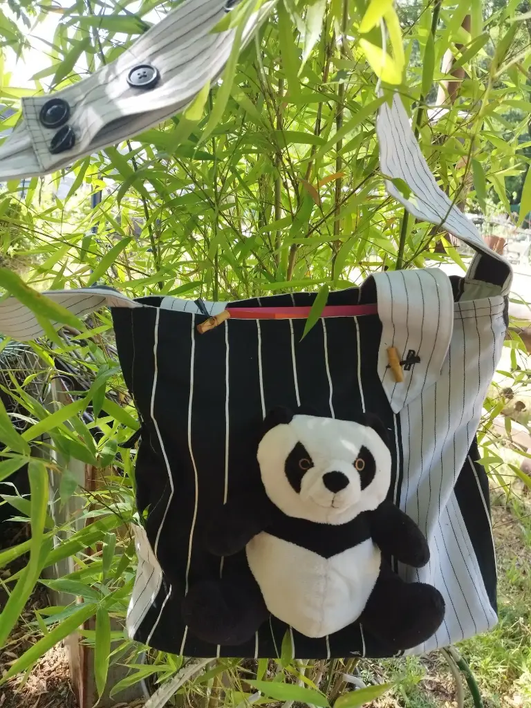 Grand sac kawaii panda  refashion piece unique🐼