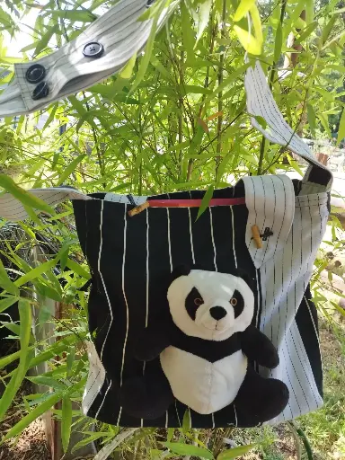 Grand sac kawaii panda  refashion piece unique🐼